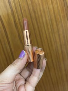 Charlotte Tilbury Kissing Stoned Rose lipstick
