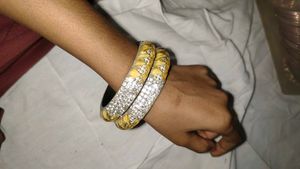 Sparkling Bangle Set