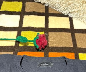 Premium black knitted sweater