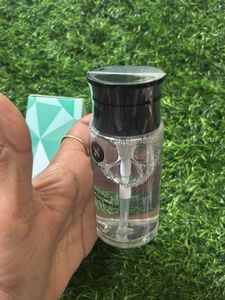 SUGAR Cleansing Water