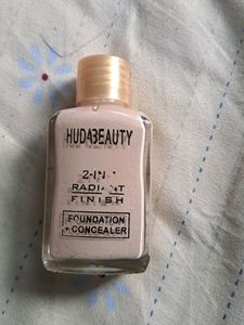 Vlcc Gold Bleach With Huda beauty 2 In 1 Foundation And Treading Suto ,lipstick Combo
