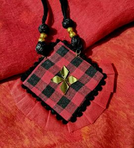 Handmade Fabric Necklace Set New without Tag