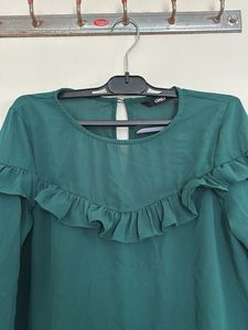 ONLY DETAILED TOP