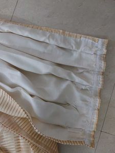 Pack Of 2 Curtains 1 Free