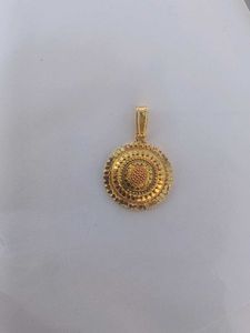 Elegant Gold Pendant