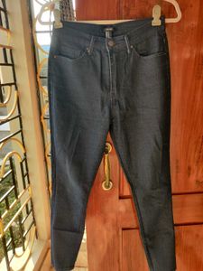 Navy Blue Skinny Jeans