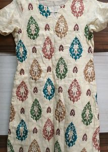 Kurti With Colourful Print