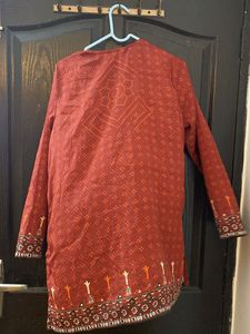 maroon short kurta