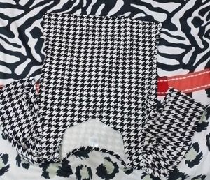Houndstooth Print Top
