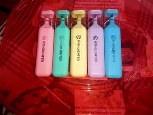 5 Colourful Highlighters