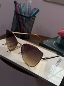 UAE🇦🇪women Sunglass