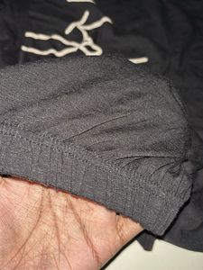 Black &#39;Babe&#39; Graphic Top