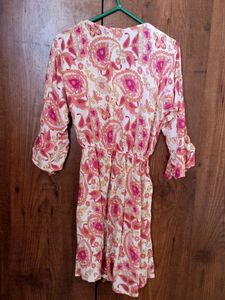 Floral Short Kurti Top🌸