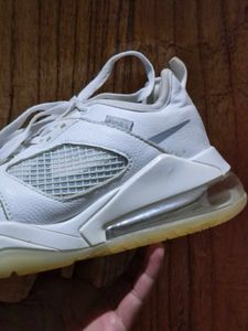 Jordan Mars 270 Low
