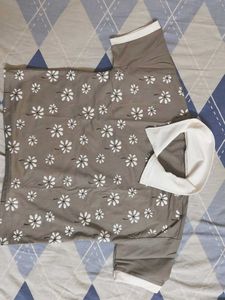 Floral Print Collared Top