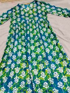 V Neck Kurta Set