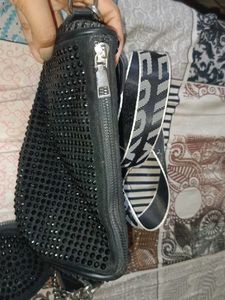 I&#39;m Selling A Bag Black In Colour
