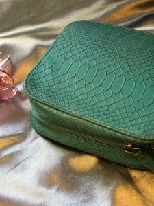 Trish McEvoy Snakeskin Animal Print Makeup Planner