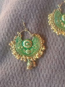 Earring With Mangtika