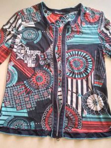 Multi-Color Printed Women&#39;s Zip-Up Top – New