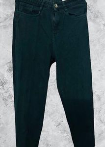 Black Straight Jeans Pant