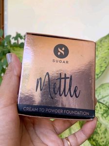 SUGAR Cosmetics Mettle Cream To Powder Foundation