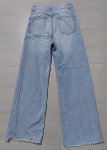 H&amp;M Straight/Wide leg Jeans