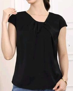 Chic Black Sleeveless Top