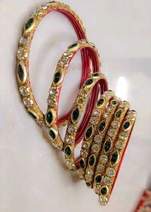 Emerald &amp; Gold Bridal Bangles