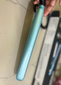 beautiful unused Hair Straightener
