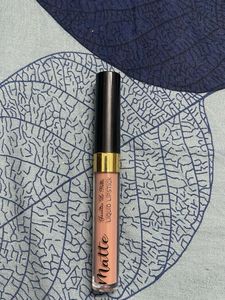 Jasmine La Belle Matte Liquid Lipstick