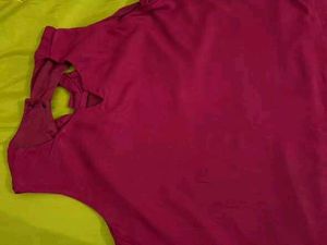 Red Sleeveless Top