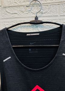 🇯🇵 Nike Imported Vest