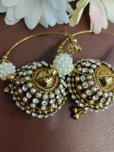 Stone And Pearl Jhumkis
