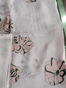 Pink Floral Embroidered Salwar Kameez