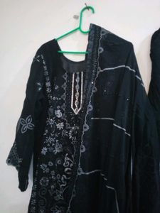 beautiful partywear pakistani Elegant Ku rta Set