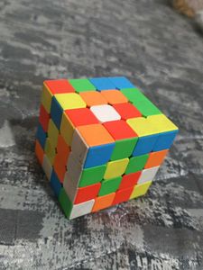 Colorful 4x4 Rubik&#39;s Cube