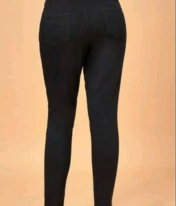 Black Skinny Jeans