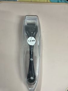 A 1.5mm Derma Roller