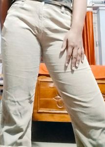 Off White Flare Jeans❤️