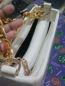 White &amp; Gold Chain Bag
