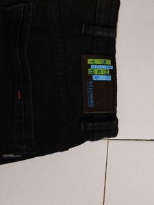 Black Jeans