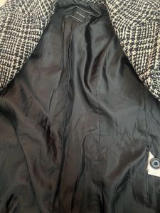 Black N White Coat With Size 85-94-160