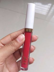 MyGlamm LIT Lipstick