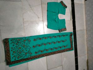 Saree With Blouse