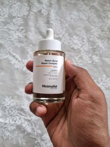 Minimalist Hair Serum