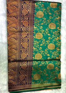 Emerald Green &amp; Gold Banarasi Silk Saree