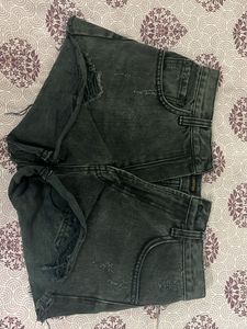 Black Colur Short Denim Jeans For Sale