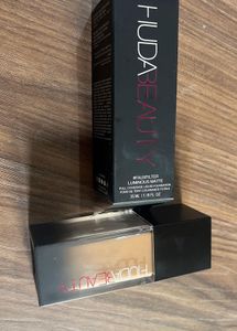 Original Huda Beauty Foundation