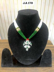 necklase